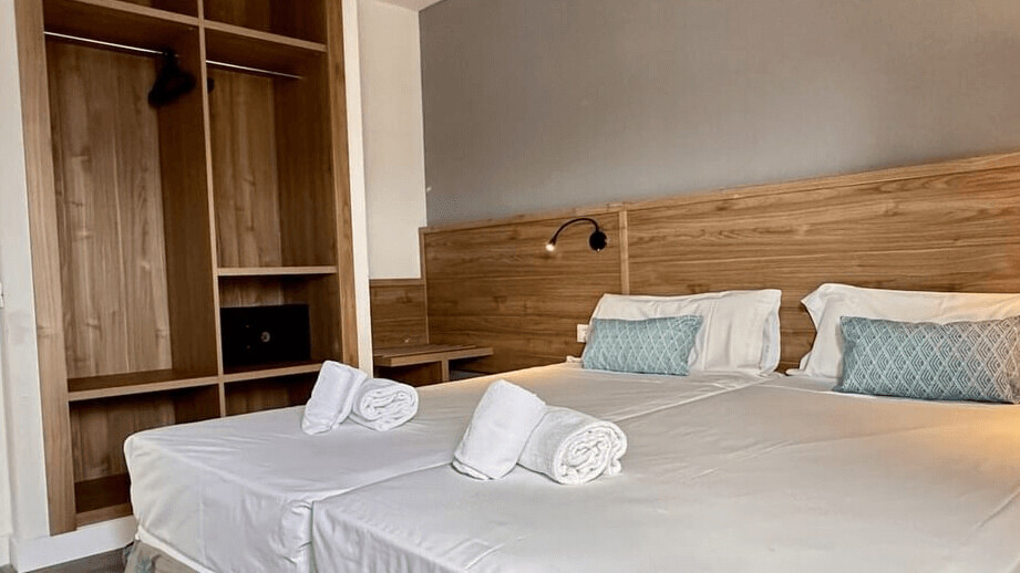 One Bedroom Apartment Pool/Sea View 